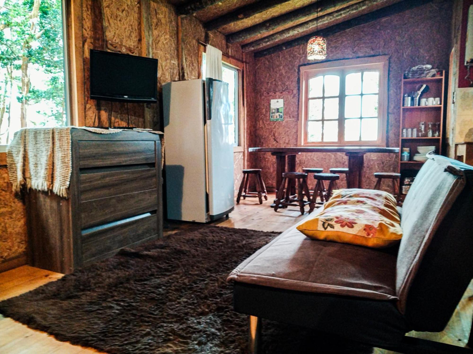 Hostal & Cabanas Luna Del Sur Cucao ภายนอก รูปภาพ